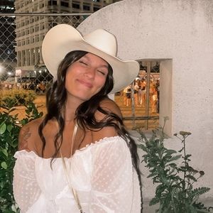 Meet your Posher, Cherie